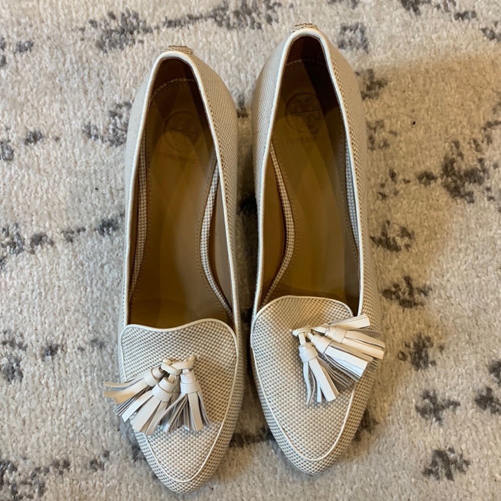 Tory Burch Canvas Tassel Accents Pumps!!